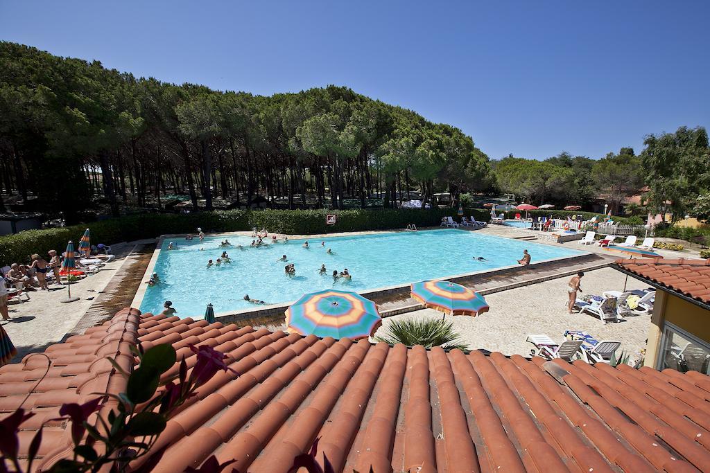 Camping Free Beach Marina Di Bibbona Exterior photo